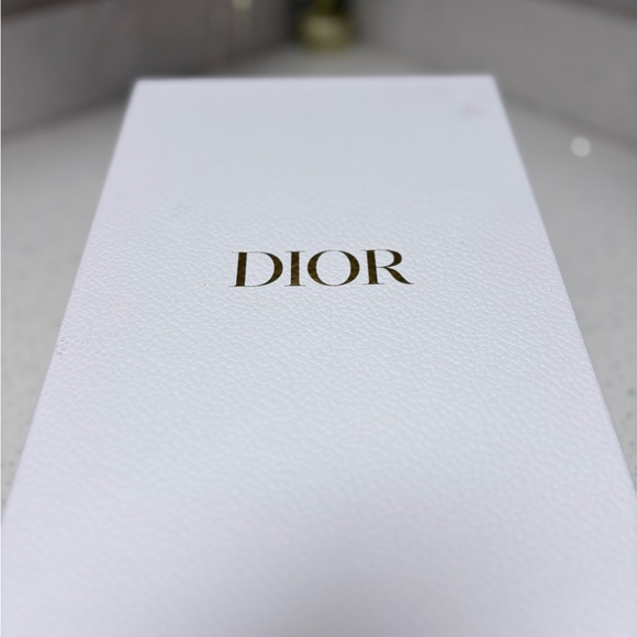 J'Adior Pump - Picture 8 of 8